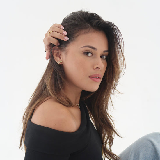 Bow Stud Earrings Gold