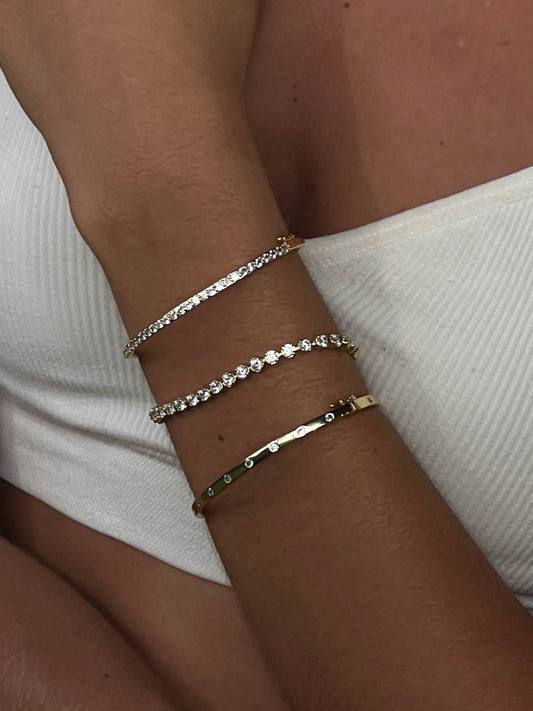 Premium Bangle with Multi Rhinestones