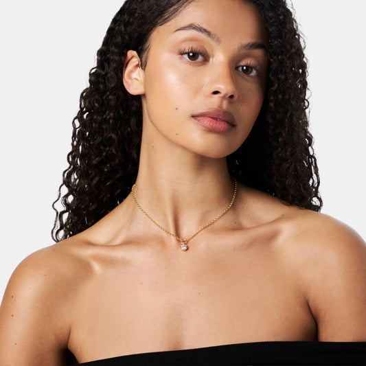 Camilla Round Pendant Necklace