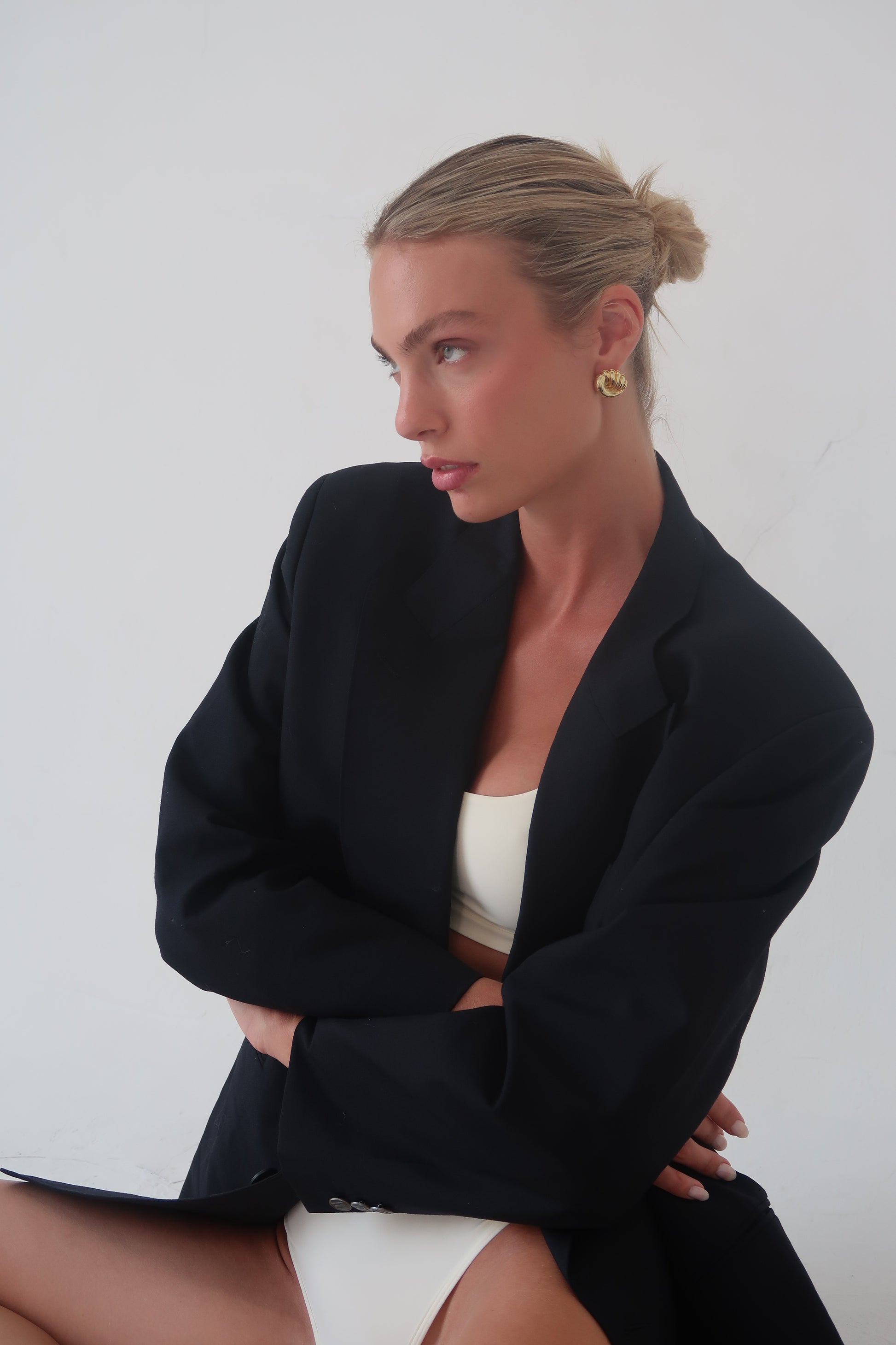 Duo Texture Statement Earring Gold 3