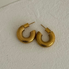 Ribbed Gold Everyday Hoop