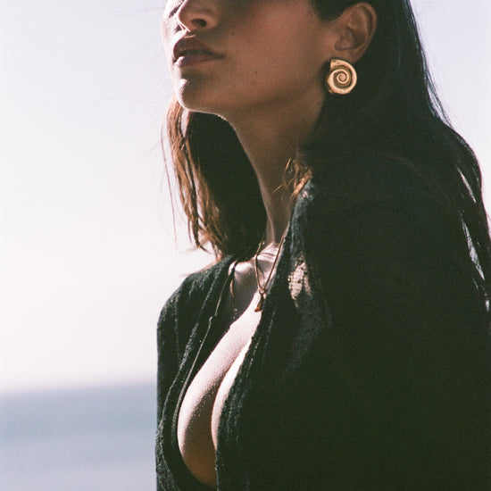 Shell Earrings Gold 
