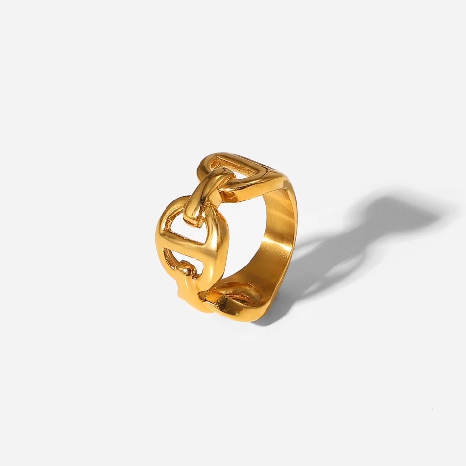 Gold Reign Ring